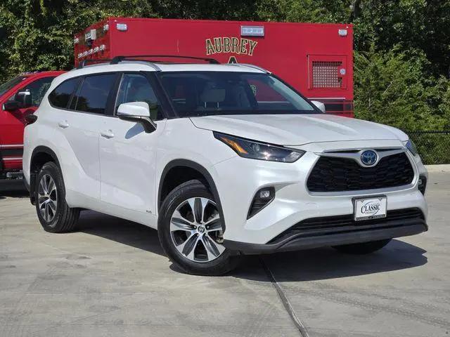 2023 Toyota Highlander Hybrid XLE for sale in Denison, TX