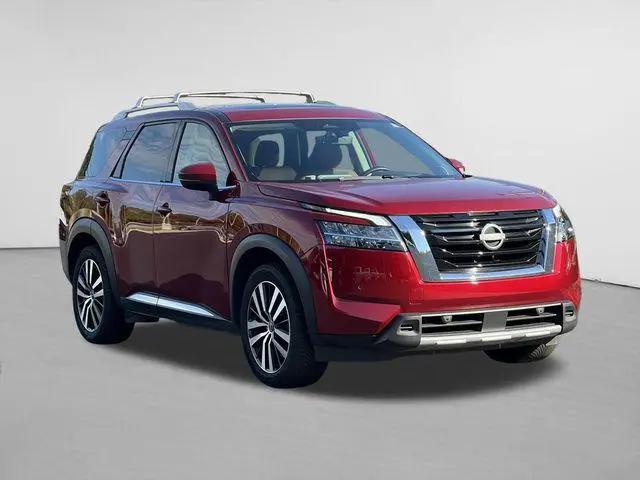 2023 Nissan Pathfinder Platinum 4WD for sale in Kalamazoo, MI