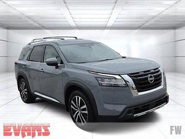 2023 Nissan Pathfinder Platinum 4WD for sale in Fort Wayne, IN