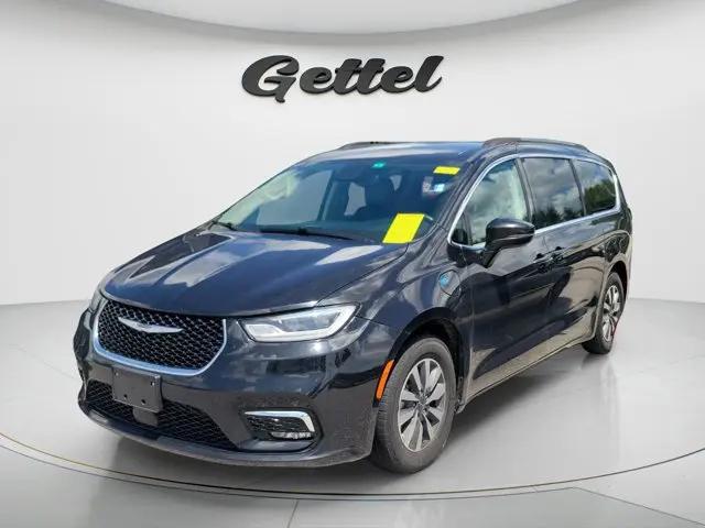 2023 Chrysler Pacifica Hybrid Touring L for sale in Bradenton, FL
