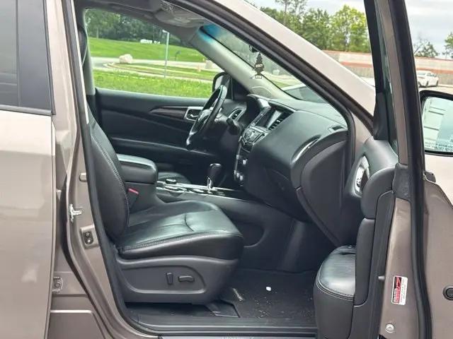 2014 Nissan Pathfinder SL