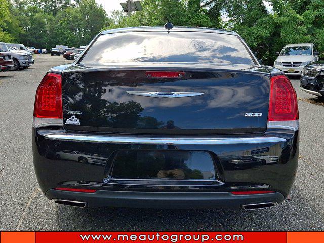 2019 Chrysler 300 Touring