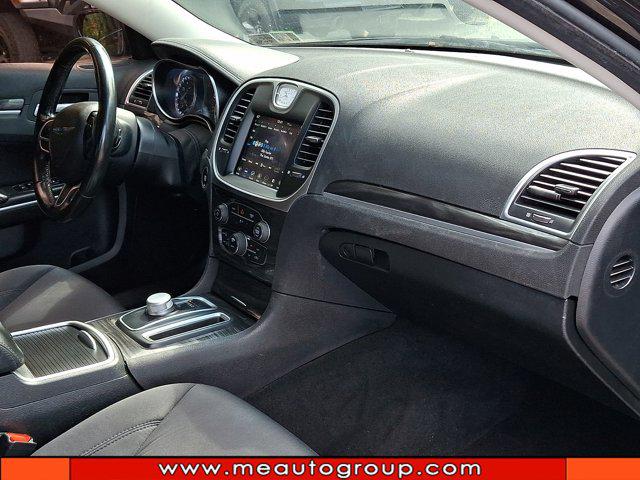 2019 Chrysler 300 Touring