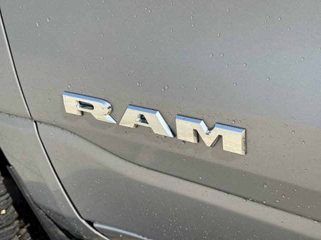 2019 Ram 1500 Big Horn/Lone Star Crew Cab 4x4 57 Box