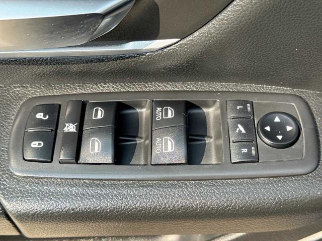 2019 Ram 1500 Big Horn/Lone Star Crew Cab 4x4 57 Box