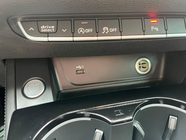 2021 Audi A4 Premium Plus 45 TFSI S line quattro S tronic