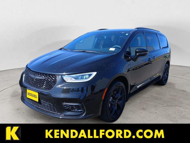 2023 Chrysler Pacifica Limited AWD for sale in Eugene, OR