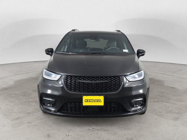 2023 Chrysler Pacifica Limited AWD