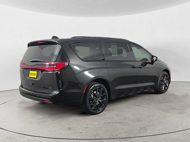 2023 Chrysler Pacifica Limited AWD