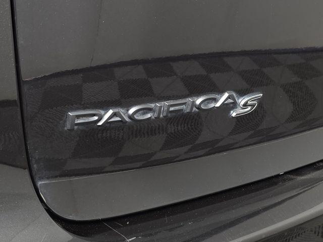 2023 Chrysler Pacifica Limited AWD