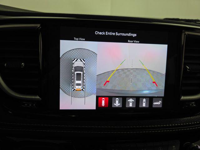 2023 Chrysler Pacifica Limited AWD