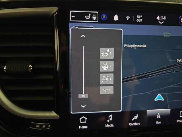 2023 Chrysler Pacifica Limited AWD