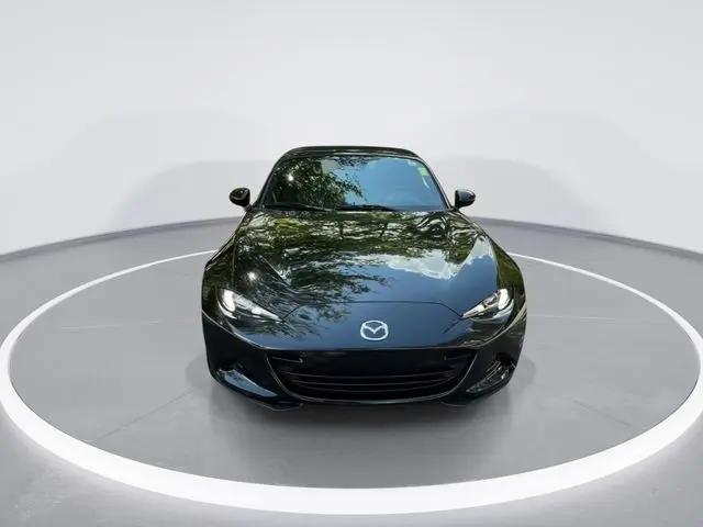 2025 Mazda MX-5 Sport