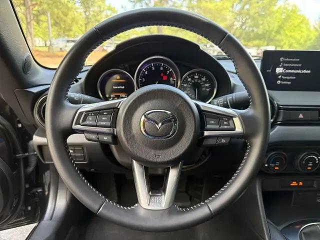2025 Mazda MX-5 Sport