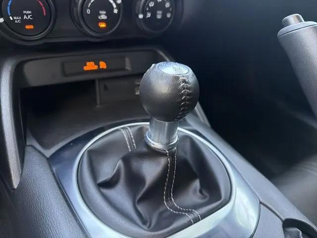 2025 Mazda MX-5 Sport