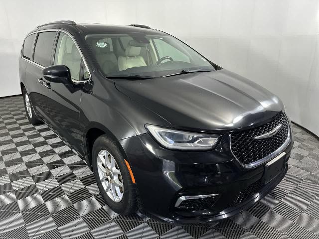 2021 Chrysler Pacifica Touring L for sale in Shelbyville, IN