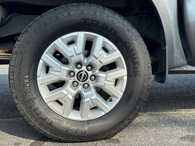 2022 Nissan Frontier Crew Cab SV 4x4 2022 Nissan Frontier Crew Cab SV 4x4