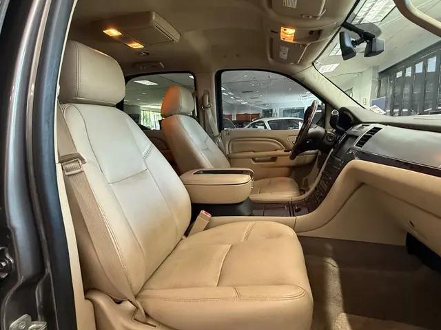 2013 Cadillac Escalade Premium