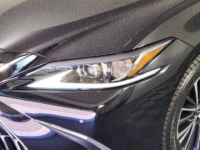 2024 Lexus ES 250 Luxury