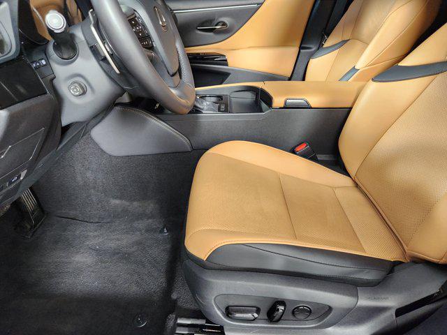 2024 Lexus ES 250 Luxury