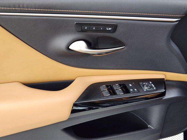 2024 Lexus ES 250 Luxury