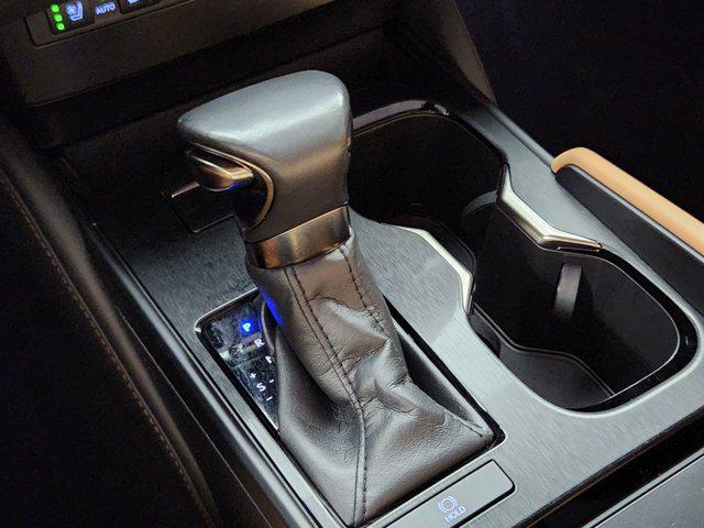 2024 Lexus ES 250 Luxury