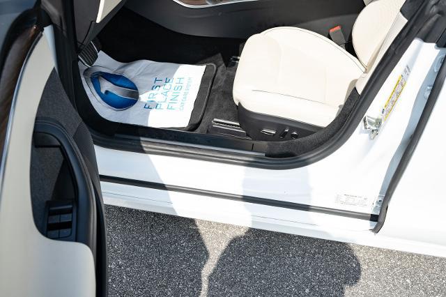 2021 Tesla Model S Plaid Tri Motor All-Wheel Drive