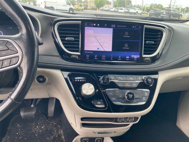 2021 Chrysler Pacifica Hybrid Touring L