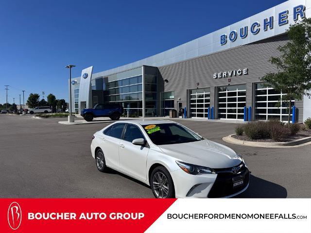 2016 Toyota Camry SE for sale in Menomonee Falls, WI
