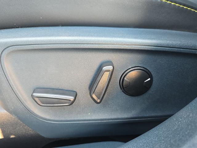 2025 Ford Maverick Lobo Standard
