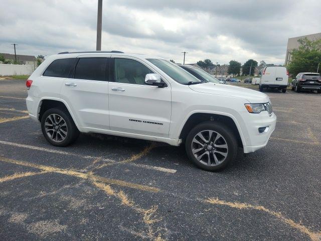 2017 Jeep Grand Cherokee Overland 4x4 2017 Jeep Grand Cherokee Overland 4x4