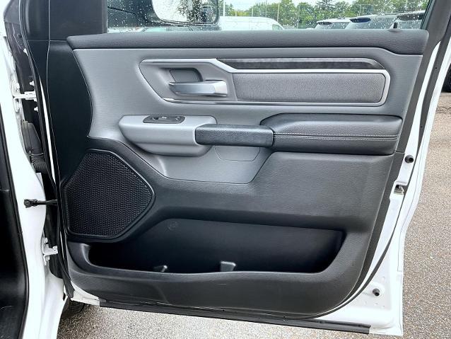 2019 Ram 1500 Big Horn/Lone Star Crew Cab 4x4 57 Box
