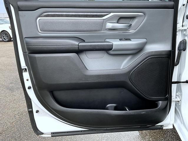2019 Ram 1500 Big Horn/Lone Star Crew Cab 4x4 57 Box