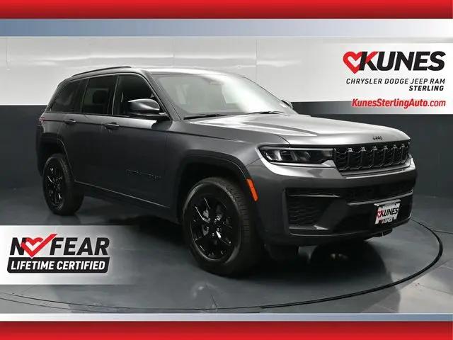 2026 Jeep Grand Cherokee Altitude 4x4 for sale in Sterling, IL