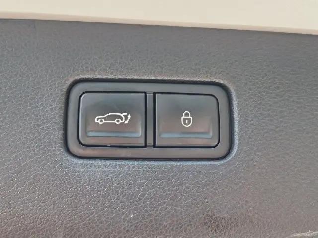 2022 Genesis GV80 2.5T A8