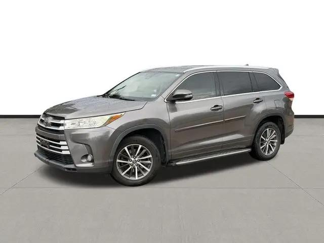 2017 Toyota Highlander XLE for sale in Webster, TX