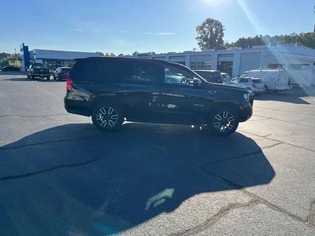 2023 GMC Yukon 4WD AT4