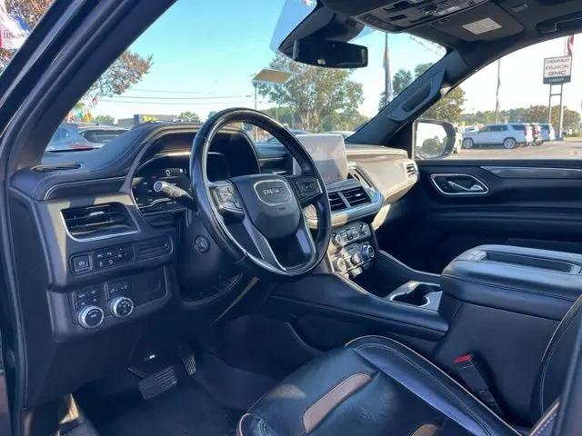 2023 GMC Yukon 4WD AT4