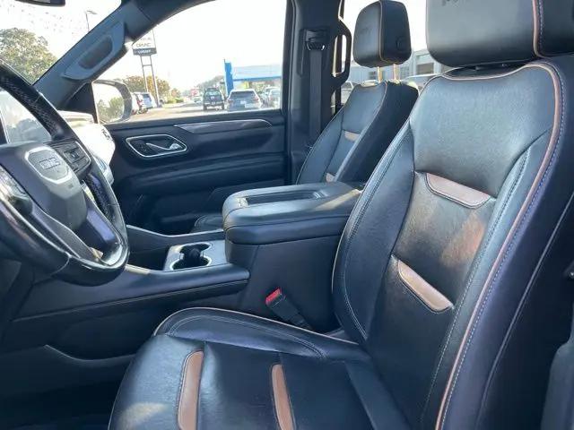 2023 GMC Yukon 4WD AT4