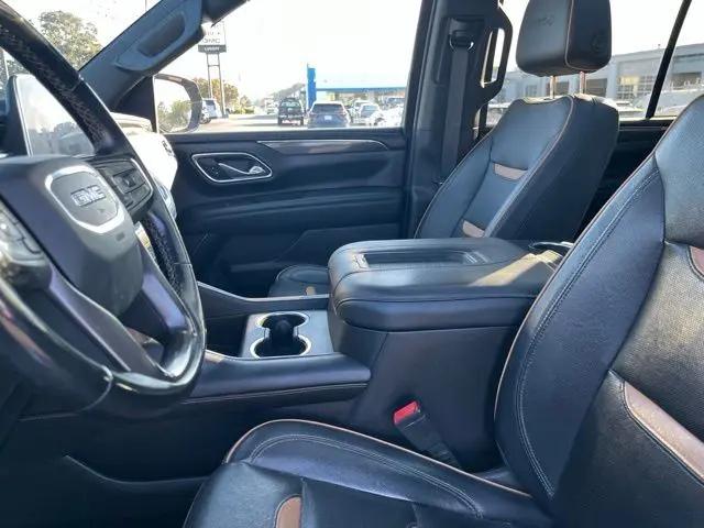 2023 GMC Yukon 4WD AT4