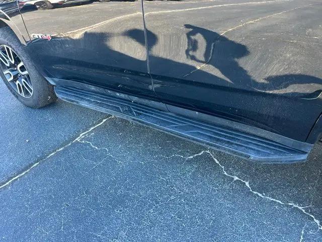 2023 GMC Yukon 4WD AT4