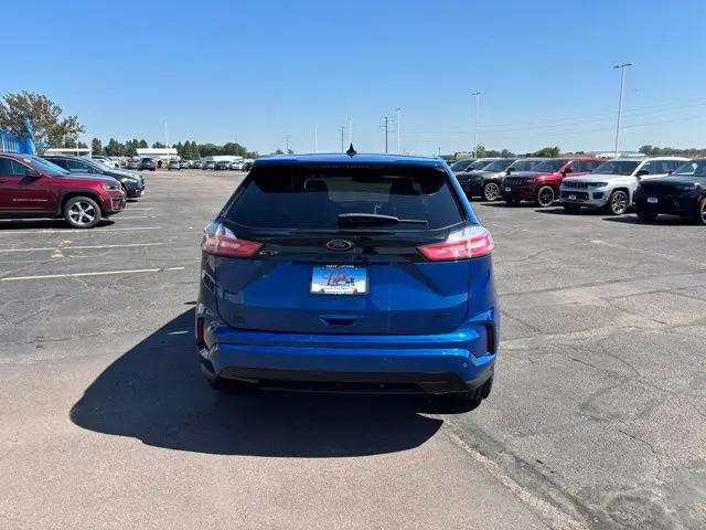2023 Ford Edge SE