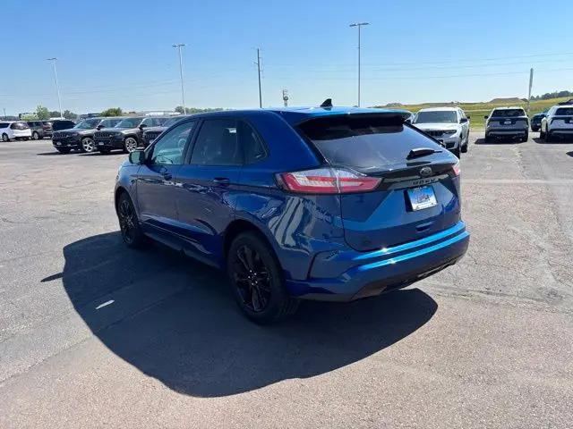 2023 Ford Edge SE