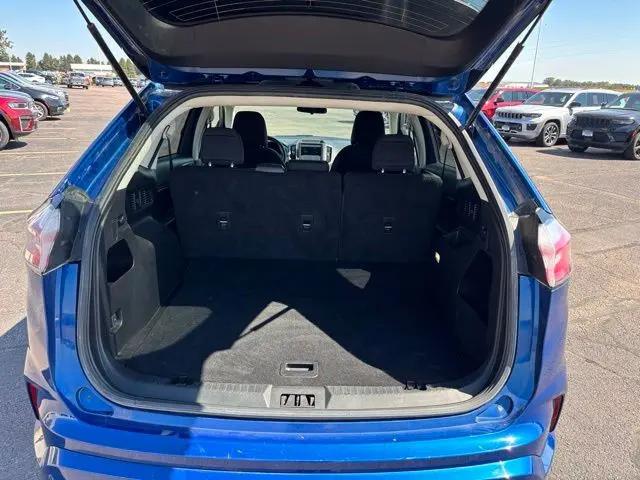 2023 Ford Edge SE