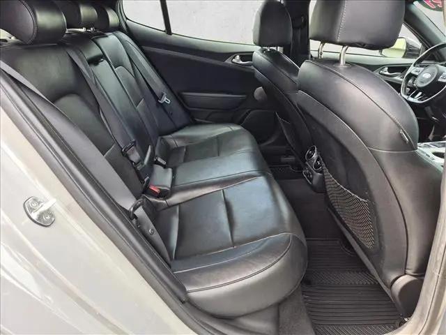 2021 Kia Stinger GT1