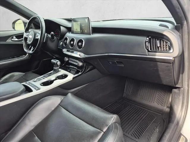 2021 Kia Stinger GT1