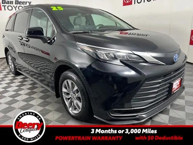 2025 Toyota Sienna XLE 8-Passenger for sale in Cedar Falls, IA