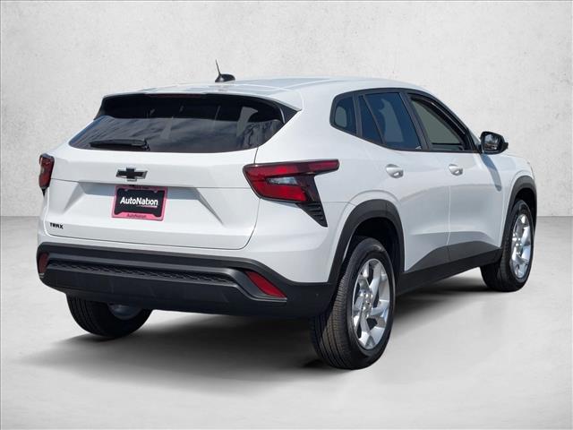 New 2026 Chevrolet Trax FWD LS Front Wheel Drive Sport Utility