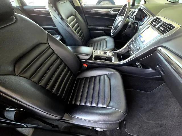 2020 Ford Fusion SEL