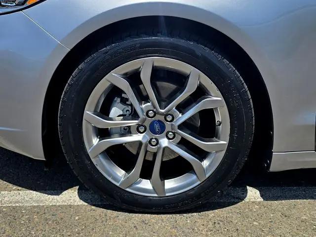 2020 Ford Fusion SEL